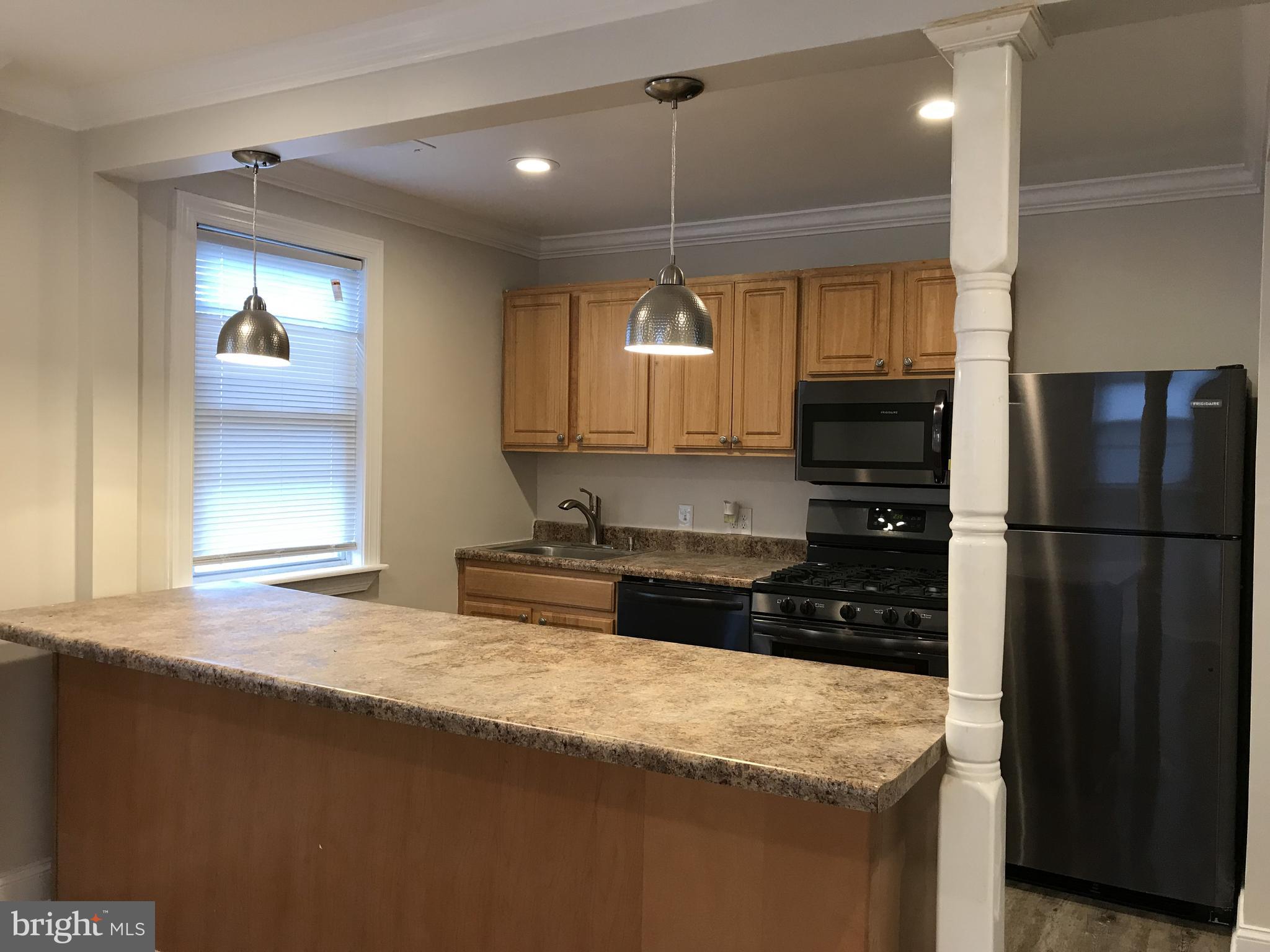1004 Dartmouth Road, Unit 2 Baltimore, MD 21212 - Photo 6 of 17 Kitchen