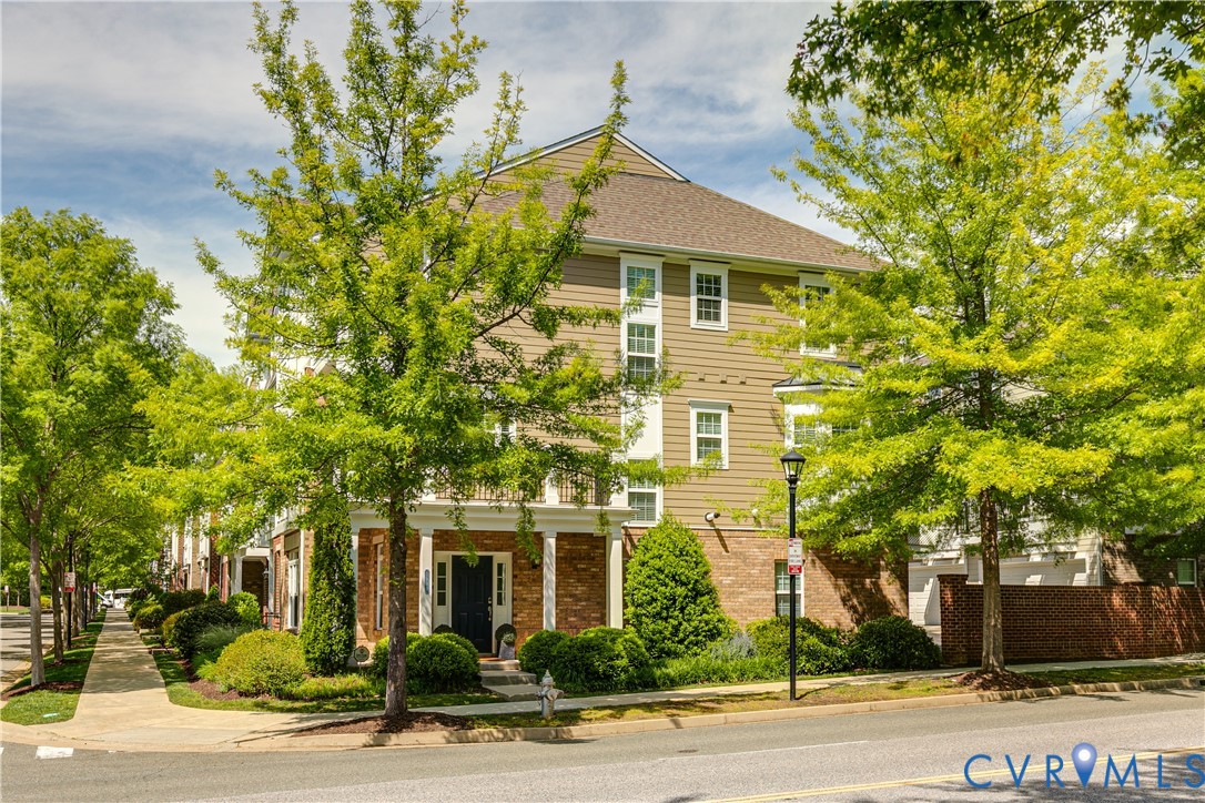 3900 Redbud Road Glen Allen, VA 23060 - Photo 3 of 37