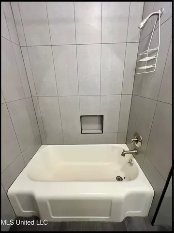 $316,000 | 202 Bates Street, Batesville, MS 38606