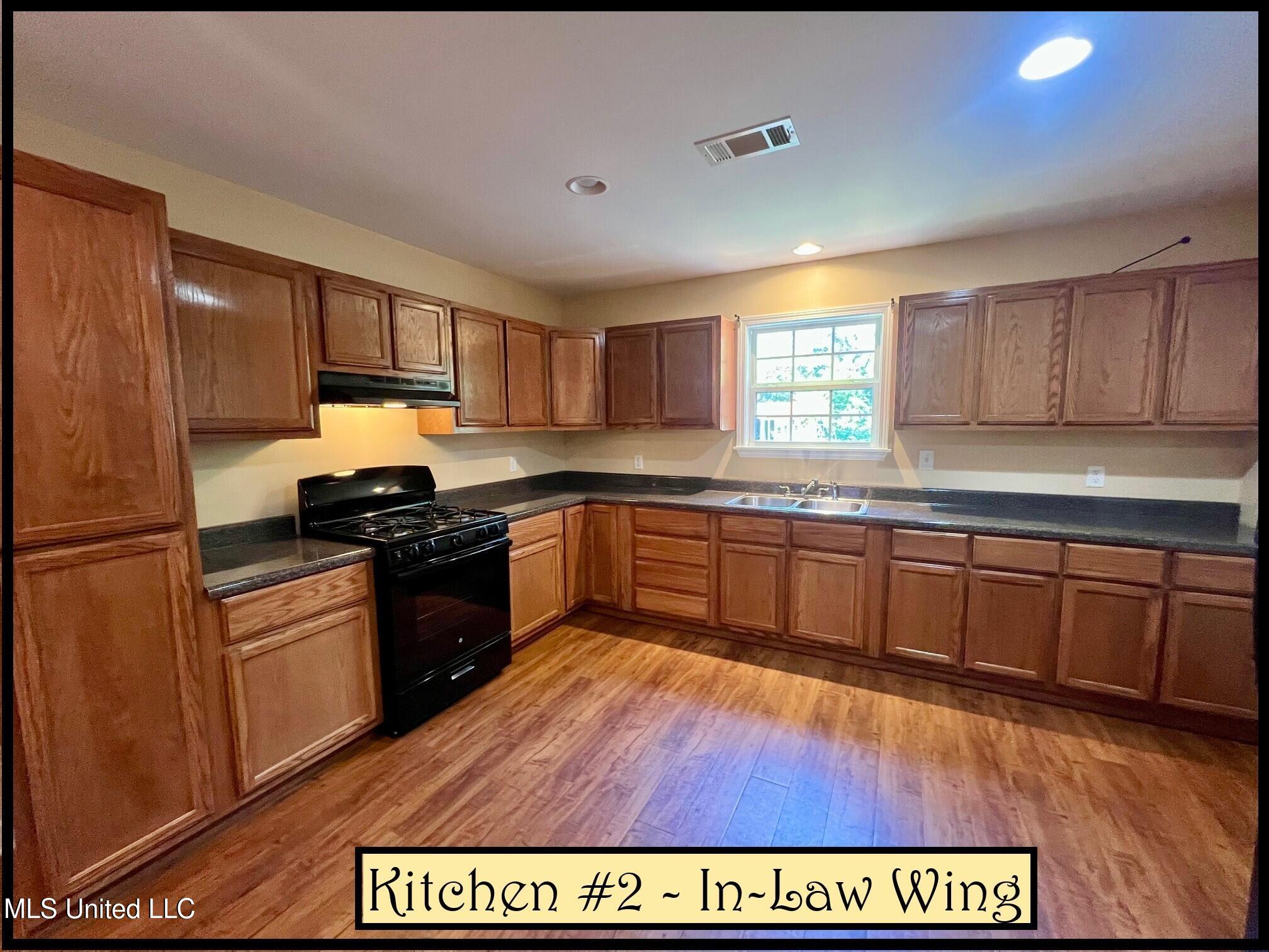 202 Bates Street Batesville, MS 38606 - Photo 67 of 92 202 BATES - MIL - KIT