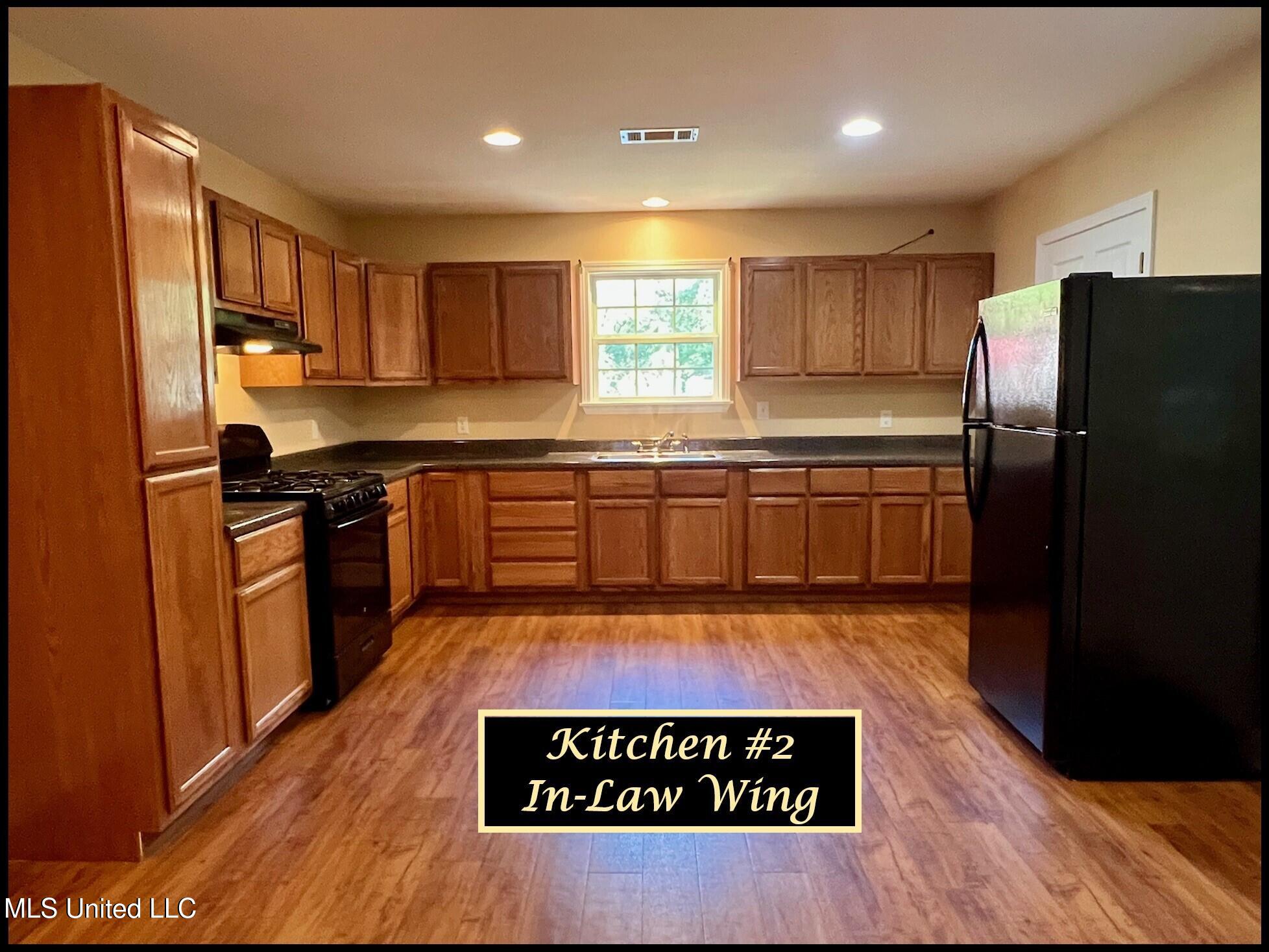 202 Bates Street Batesville, MS 38606 - Photo 70 of 92 202 BATES - MIL KITCHEN