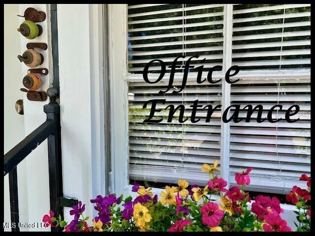 202 Bates Street Batesville, MS 38606 - Photo 86 of 92 202 BATES - OFFICE ENTRANCE