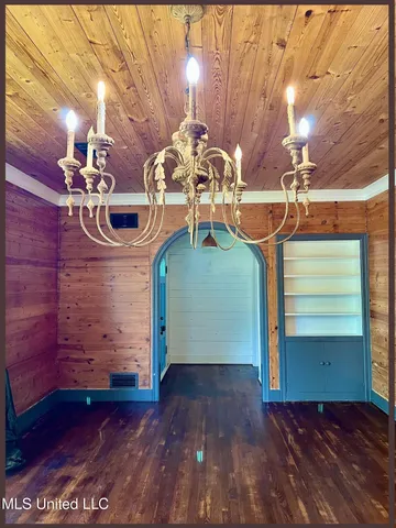 $316,000 | 202 Bates Street, Batesville, MS 38606