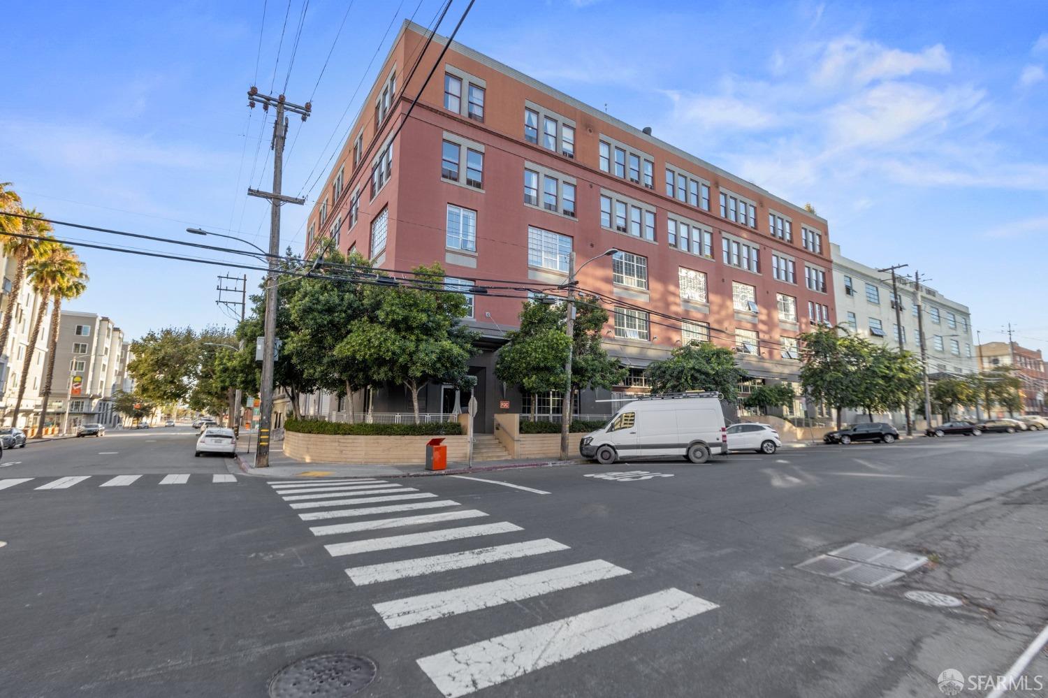 201 4th Street, Unit 606 Oakland, CA 94607 - Photo 69 of 71