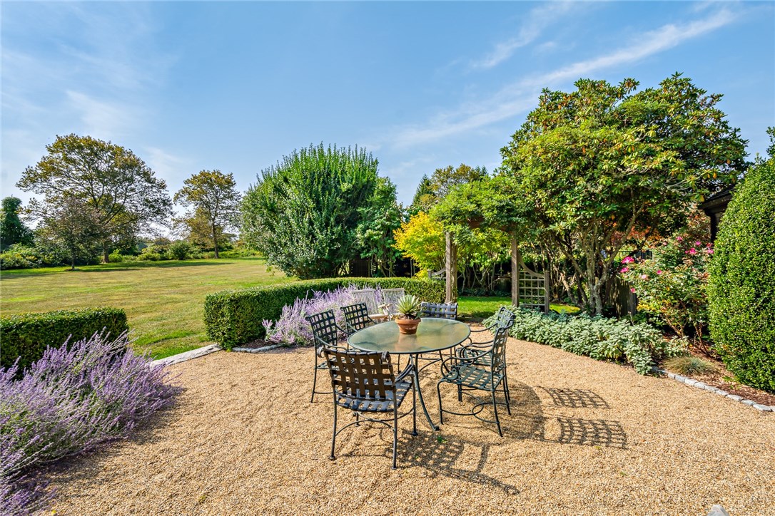 89 Maple Avenue Little Compton, RI 02837 - Photo 18 of 44 Gallery Image 18