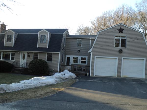 18 Bellingham Road Blackstone, MA 01504 - Photo 1 of 19 Gallery Image 1