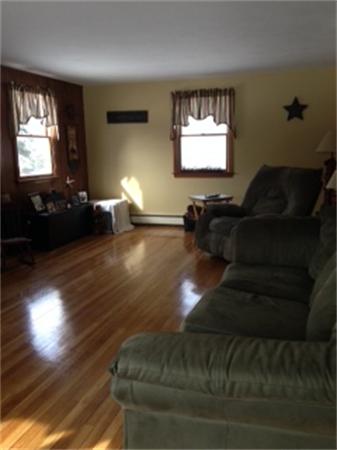 18 Bellingham Road Blackstone, MA 01504 - Photo 14 of 19 Gallery Image 14
