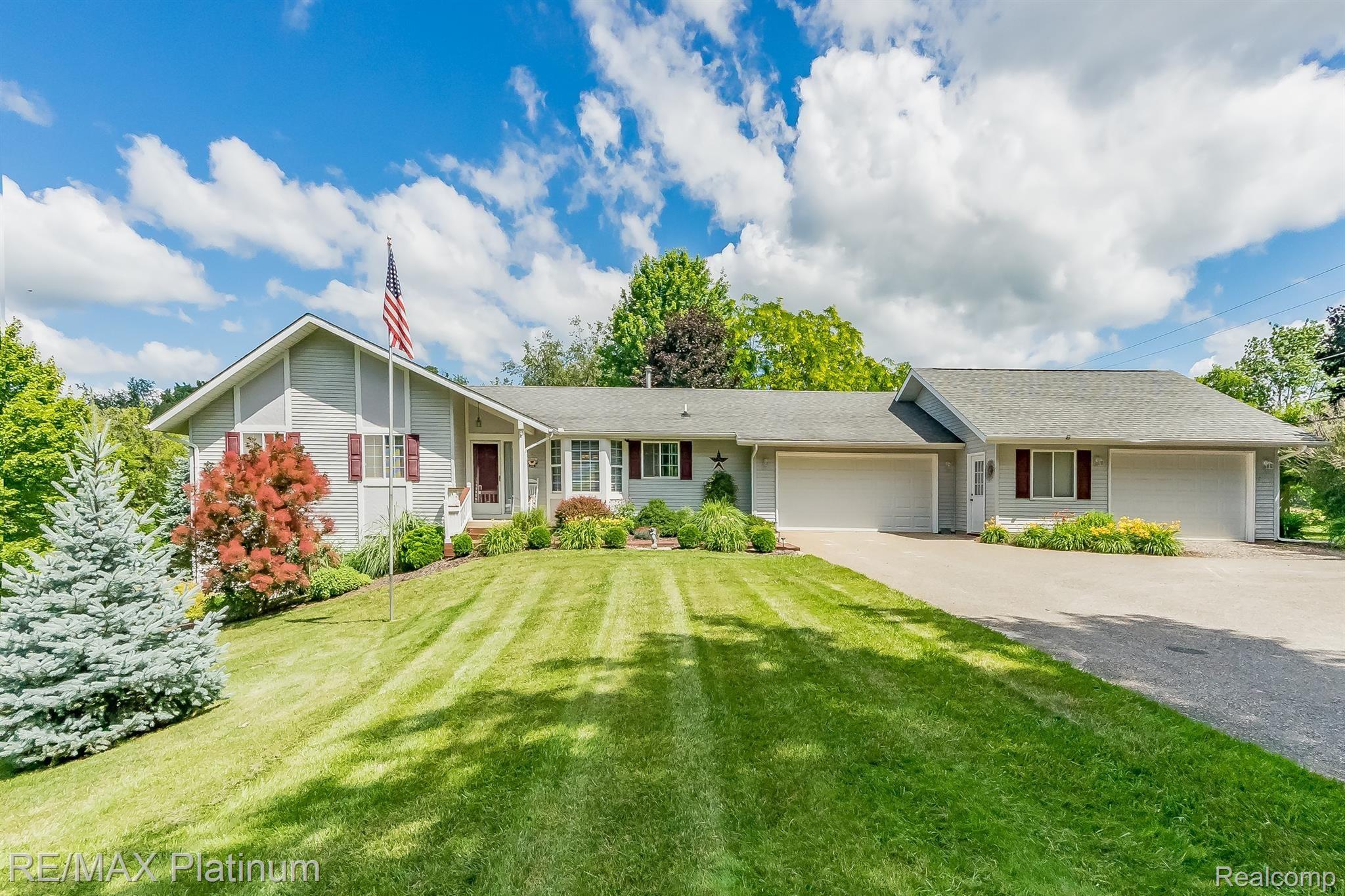 3738 West Schafer Road Pinckney, MI 48169 - Photo 21 of 75 Fantastic!!