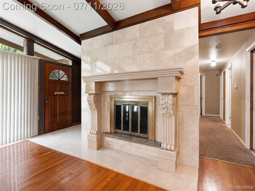 27679 Spring Arbor Drive Southfield, MI 48076 - Photo 6 of 31