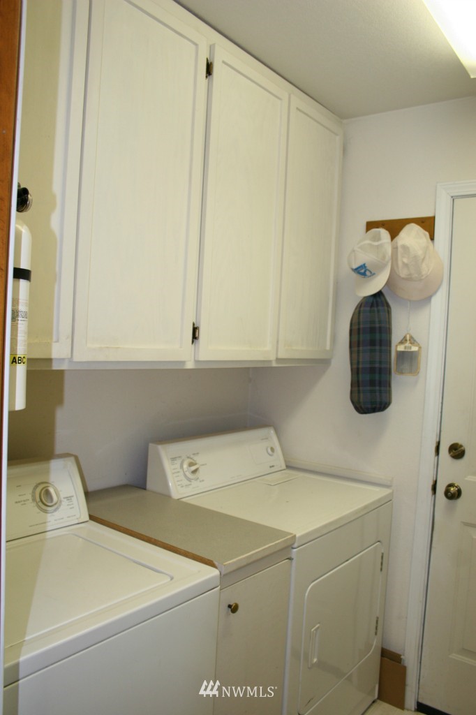 5265 Mae Valley Road Northeast Moses Lake, WA 98837 - Photo 21 of 25 Gallery Image 21