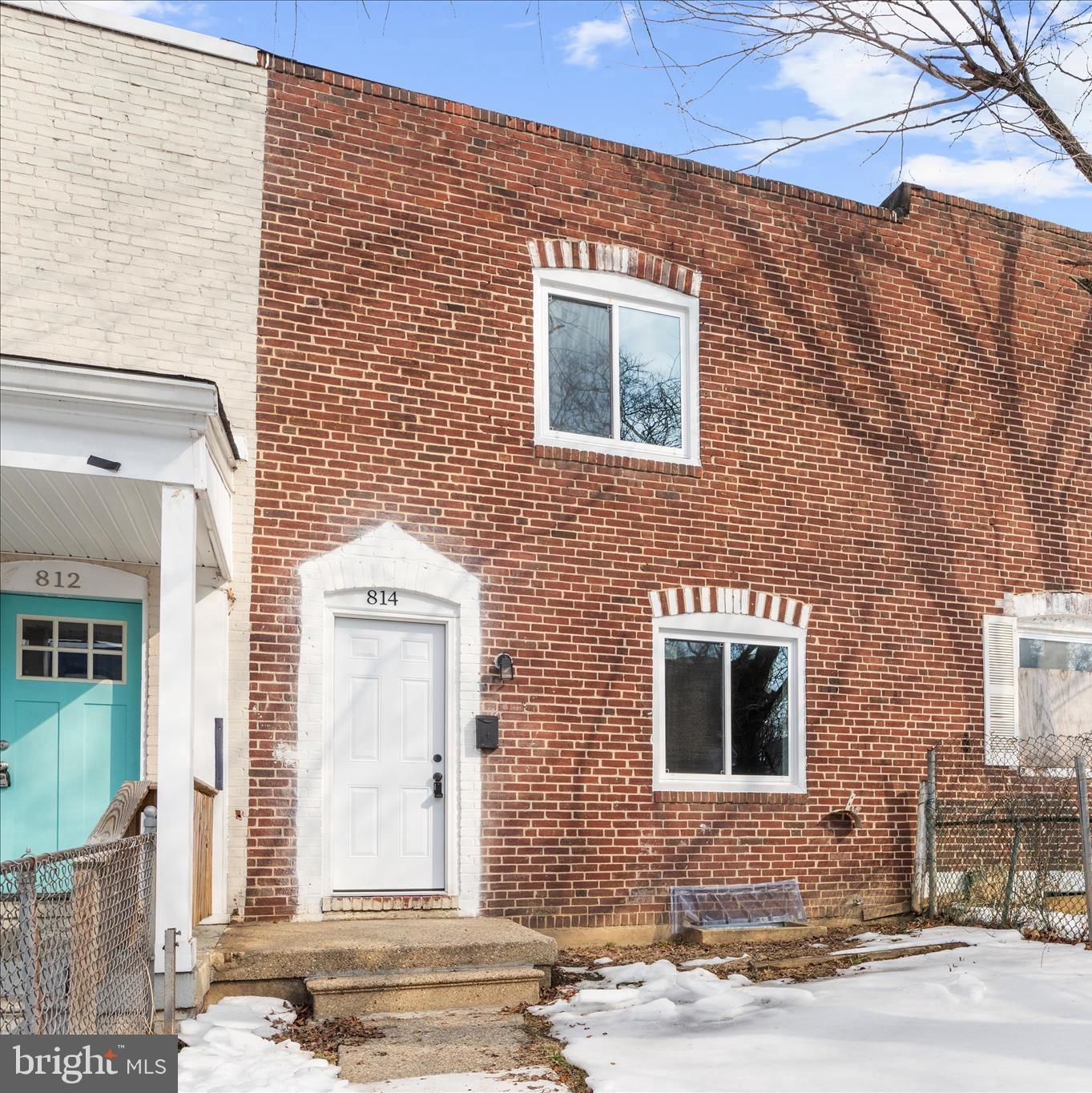 814 Jack Street Baltimore, MD 21225 - Photo 2 of 33