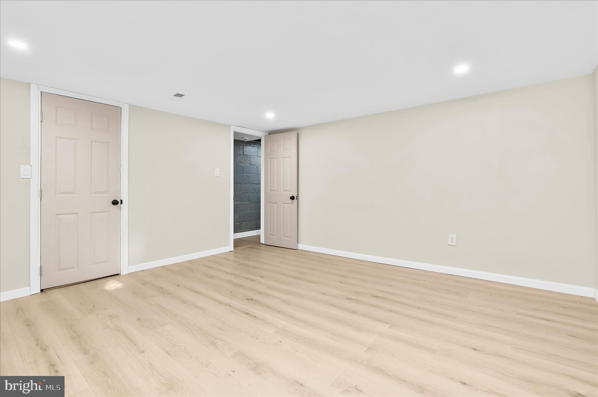 814 Jack Street Baltimore, MD 21225 - Photo 28 of 33