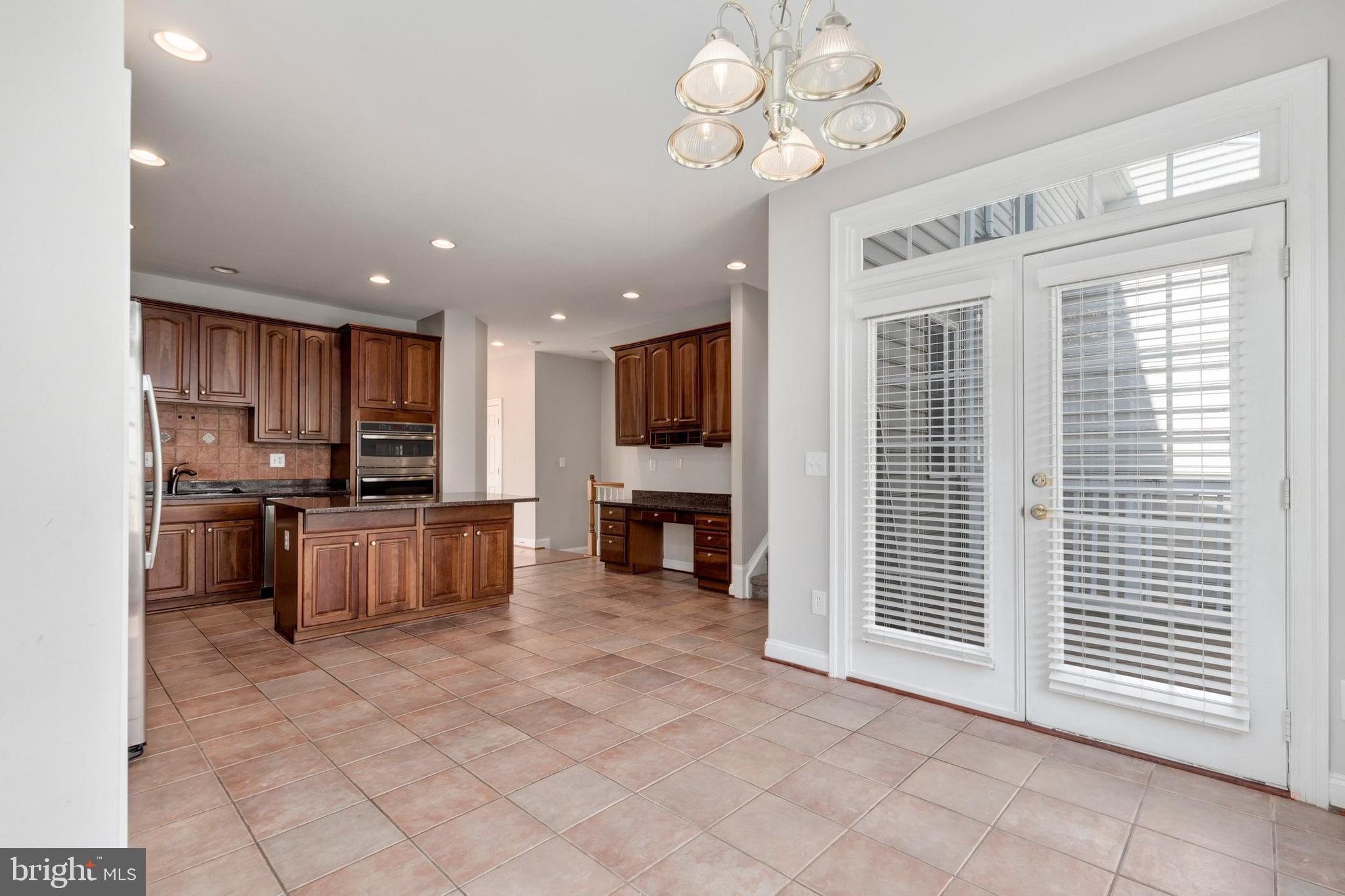 6908 Witton Circle Gainesville, VA 20155 - Photo 15 of 43