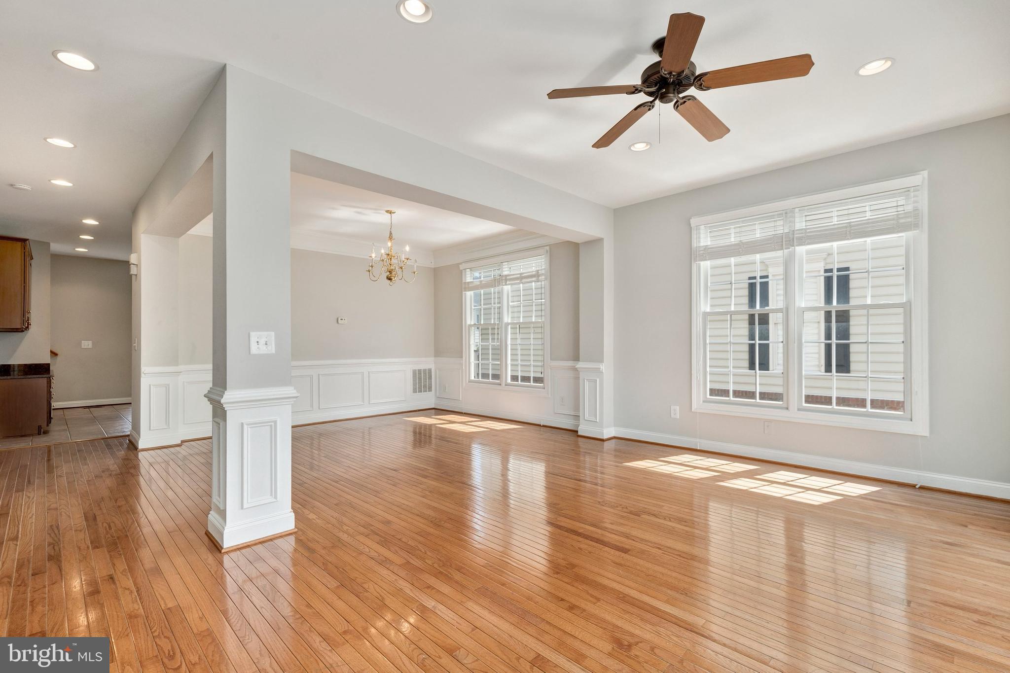 6908 Witton Circle Gainesville, VA 20155 - Photo 5 of 43