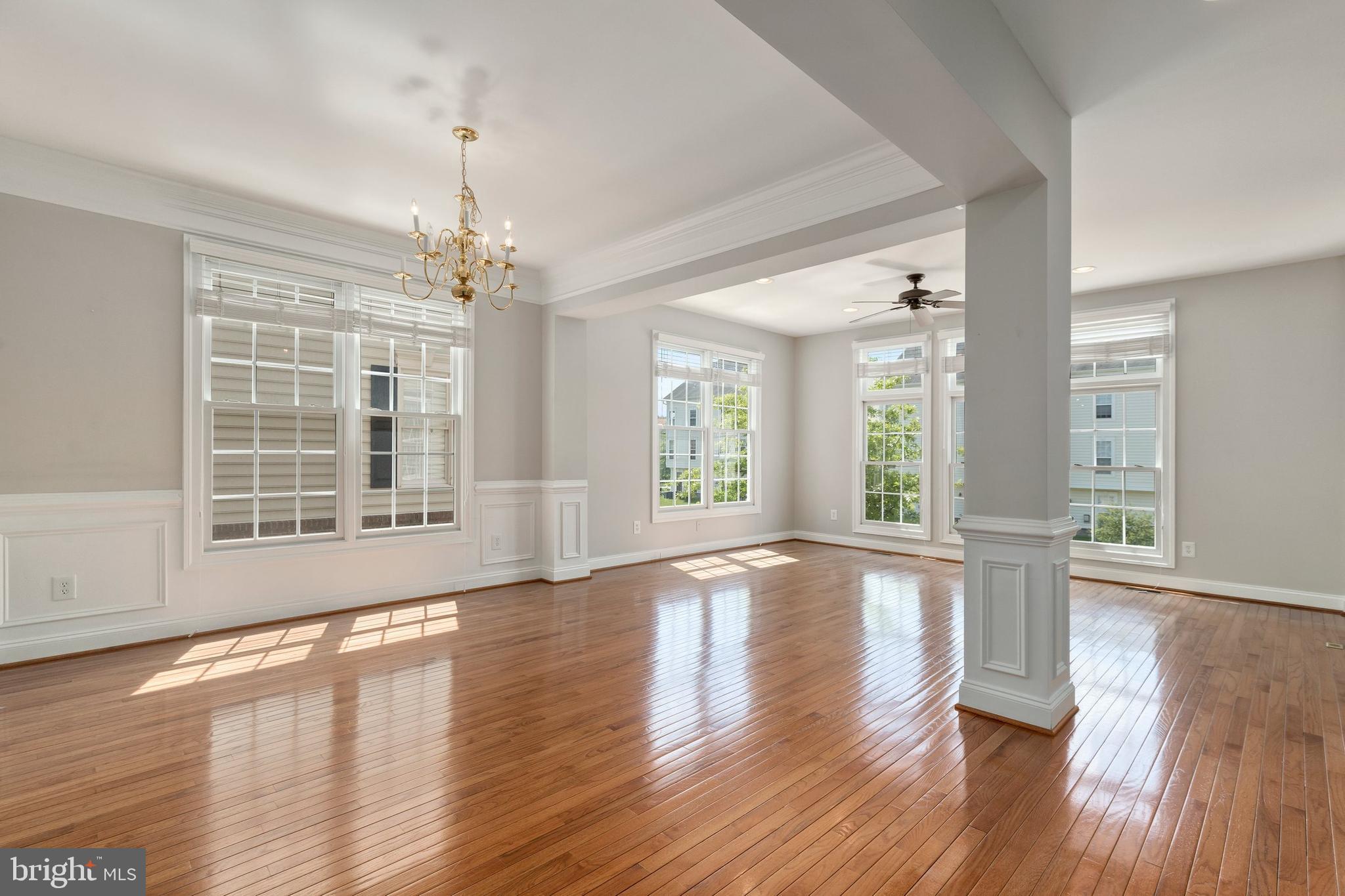 6908 Witton Circle Gainesville, VA 20155 - Photo 7 of 43