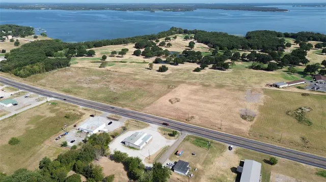 a view of a outdoor space with lounge chair