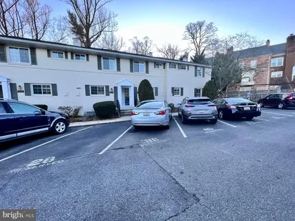 $499,990 | 5332 Pooks Hill Road, Unit 304, Bethesda, MD 20814