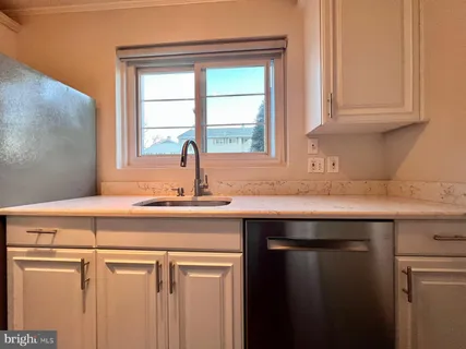 $499,990 | 5332 Pooks Hill Road, Unit 304, Bethesda, MD 20814