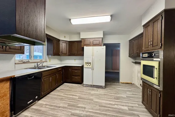$309,000 | 7445 North Clinton Street, Fort Wayne, IN 46825