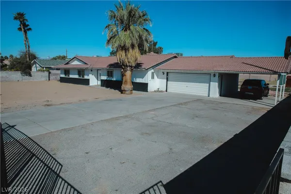 $3,500 | 2580 East Hacienda Avenue, Las Vegas, NV 89120