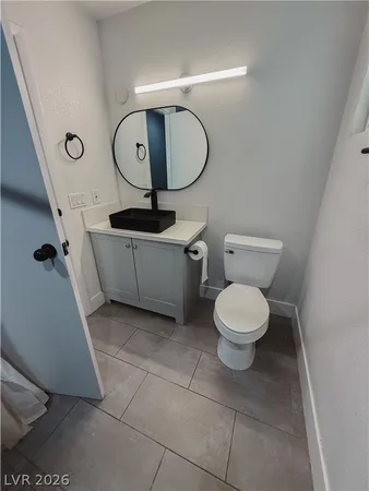 $3,500 | 2580 East Hacienda Avenue, Las Vegas, NV 89120