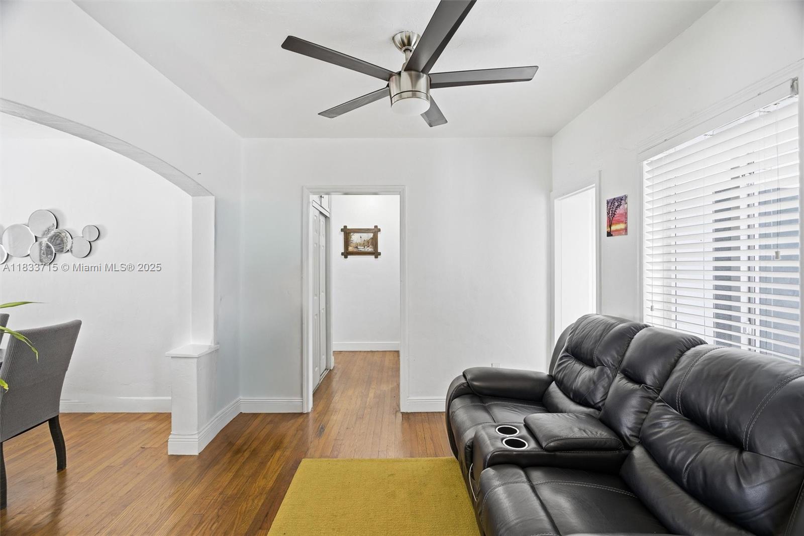 104 Southwest 40th Avenue Miami, FL 33134 - Photo 11 of 42 a living room with furniture