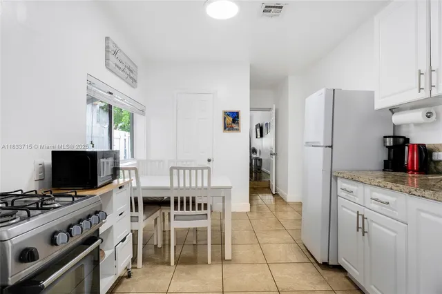 $875,000 | 104 Southwest 40th Avenue, Miami, FL 33134