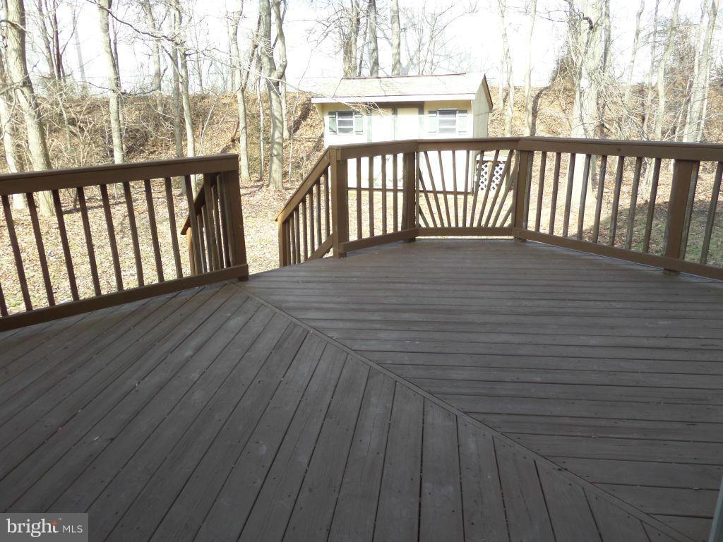 5000 Castlestone Drive Baltimore, MD 21237 - Photo 19 of 24 Exterior (Rear)