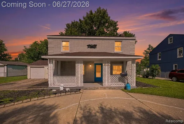 $219,900 | 29156 Coolidge Street, Roseville, MI 48066
