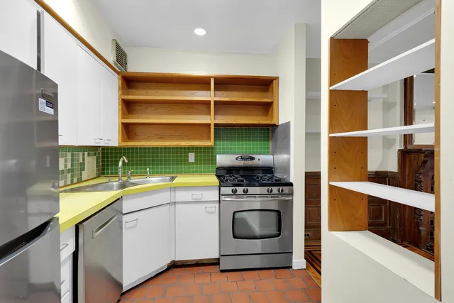 $4,950 | 39 8th Avenue, Unit 1 | Park Slope