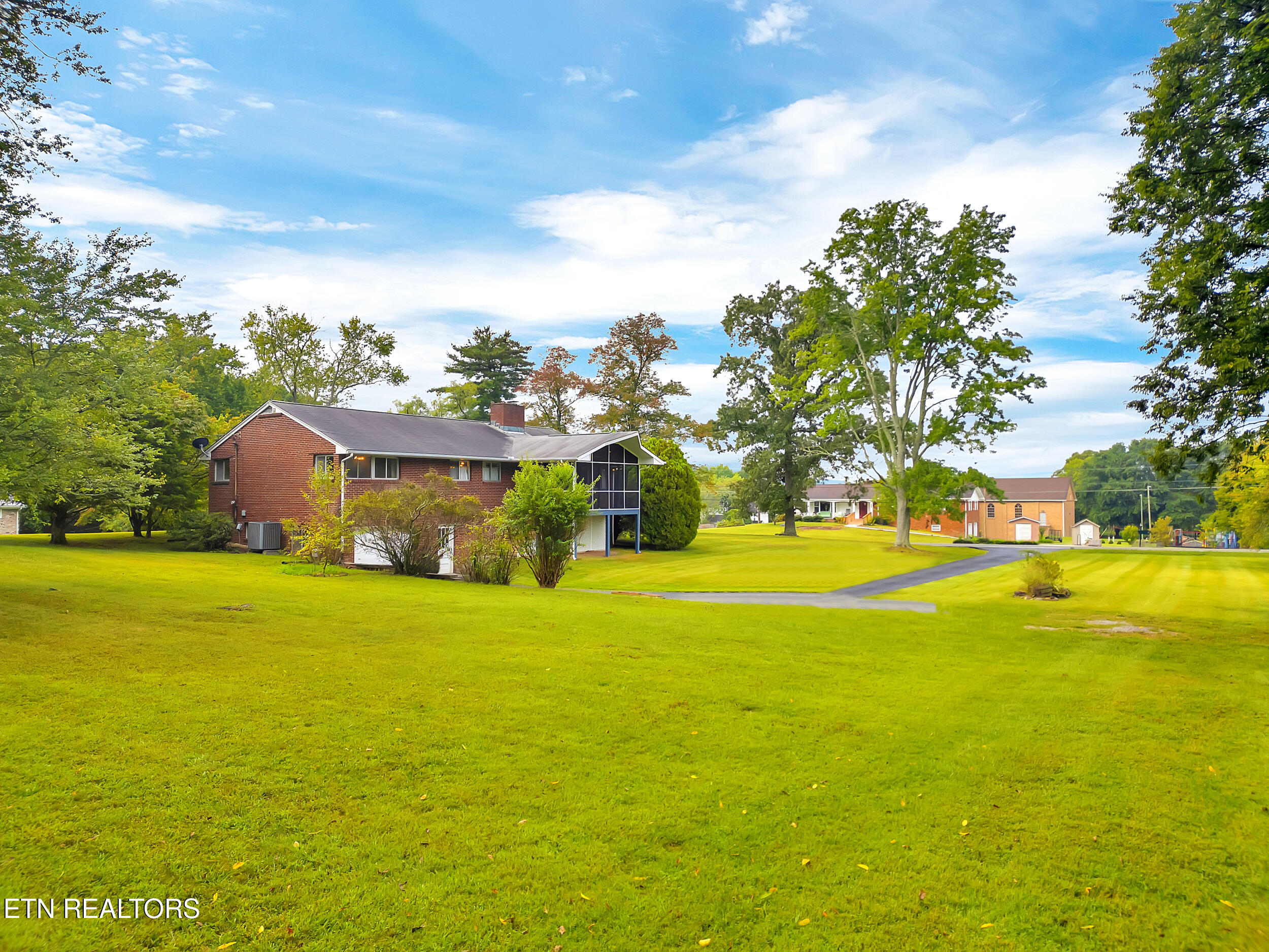 7000 Wright Road Knoxville, TN 37931 - Photo 30 of 32 35_14