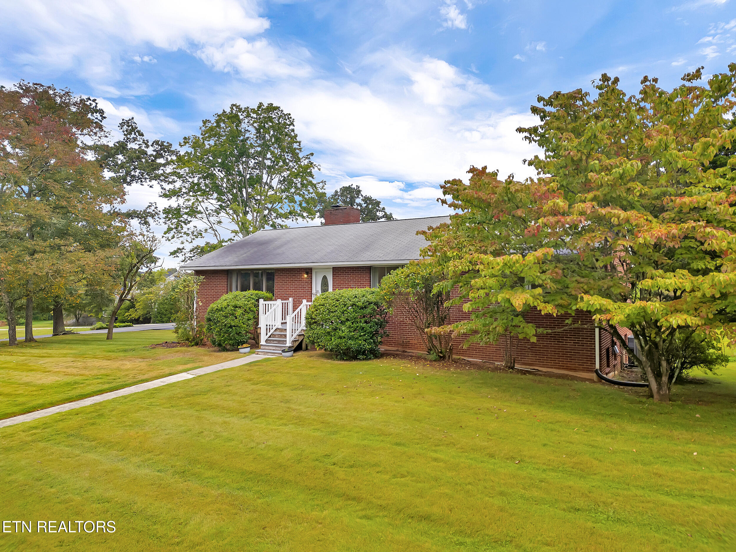 7000 Wright Road Knoxville, TN 37931 - Photo 3 of 32 3_03