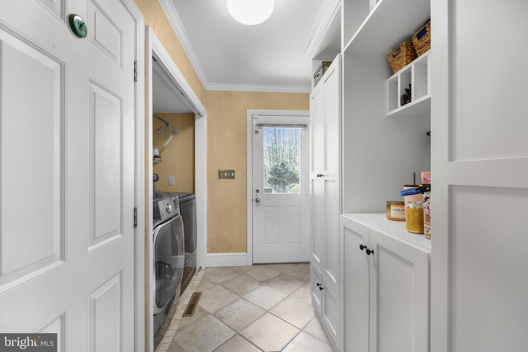 22 Fawn Drive Reading, PA 19607 - Photo 23 of 70 Laundry room