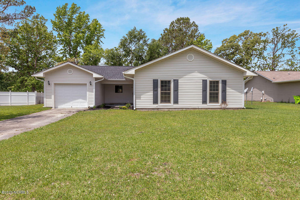 104 Ash Place Jacksonville, NC 28546 - Photo 2 of 20 IMG_4344