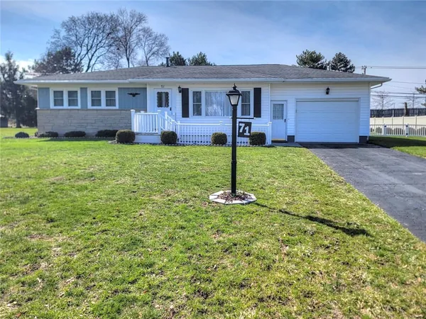 $169,900 | 71 Fox Meadow Road, Greece, NY 14626