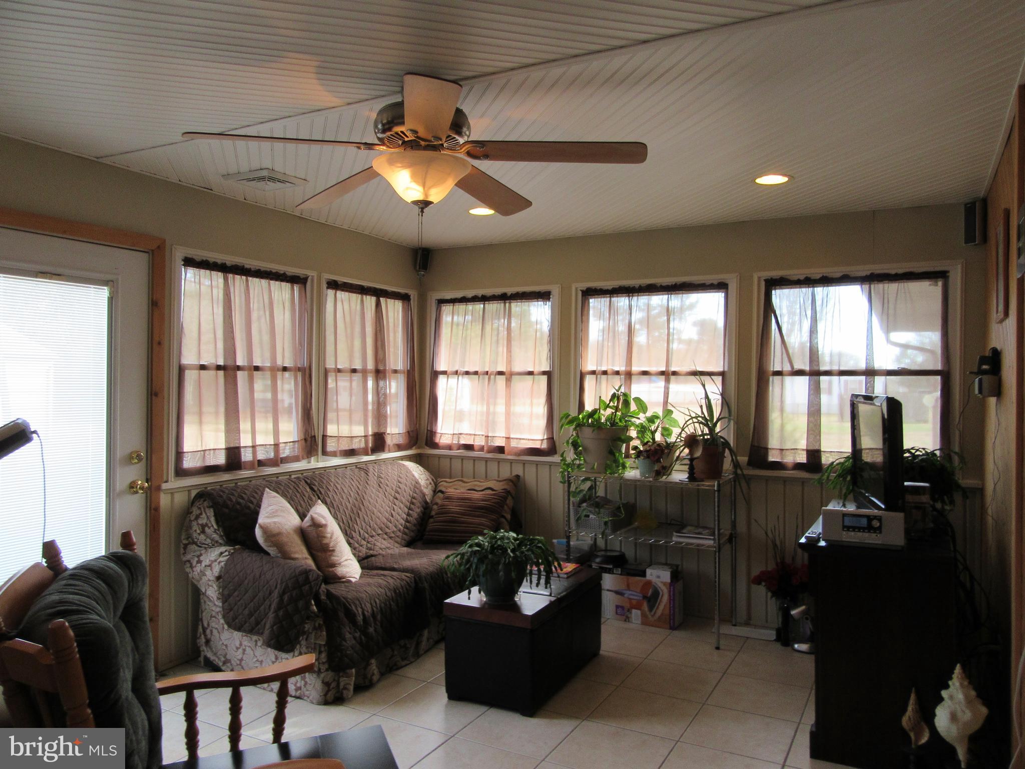 8721 Jersey Road Salisbury, MD 21801 - Photo 15 of 32 Sunroom
