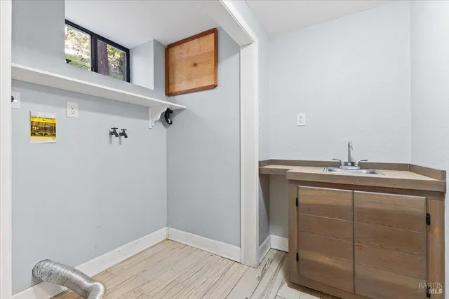 $713,000 | 11165 Highway 116, Forestville, CA 95436