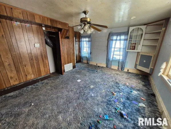 $24,900 | 2409 South Hanna City Glasford Road, Hanna City, IL 61536