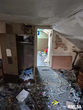 $24,900 | 2409 South Hanna City Glasford Road, Hanna City, IL 61536