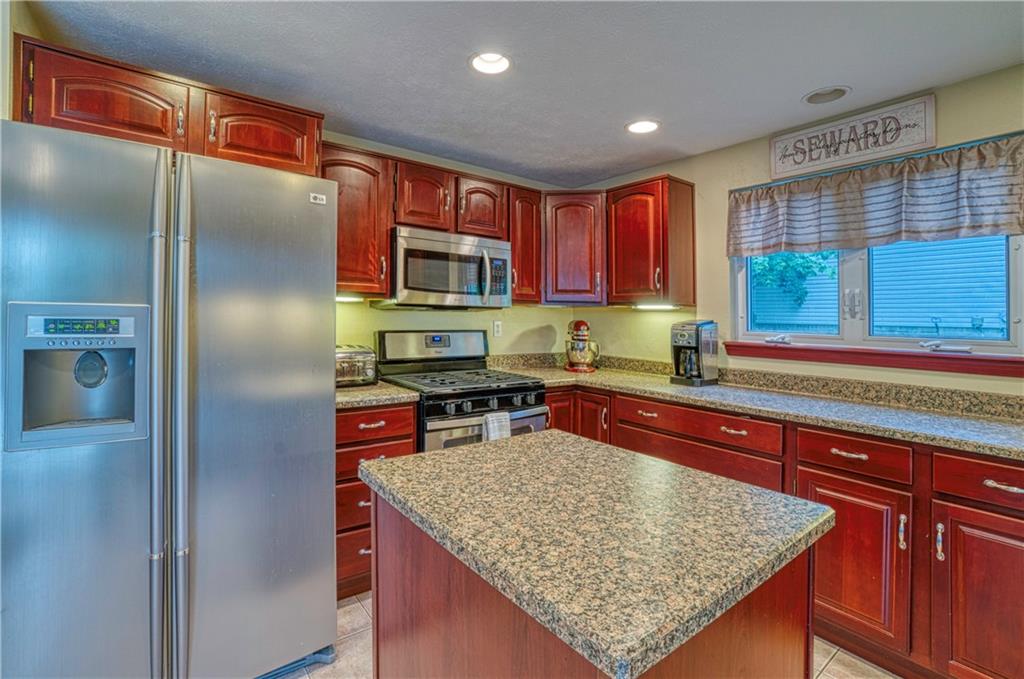 110 Partridge Run Road Gibsonia, PA 15044 - Photo 8 of 25 Gallery Image 8