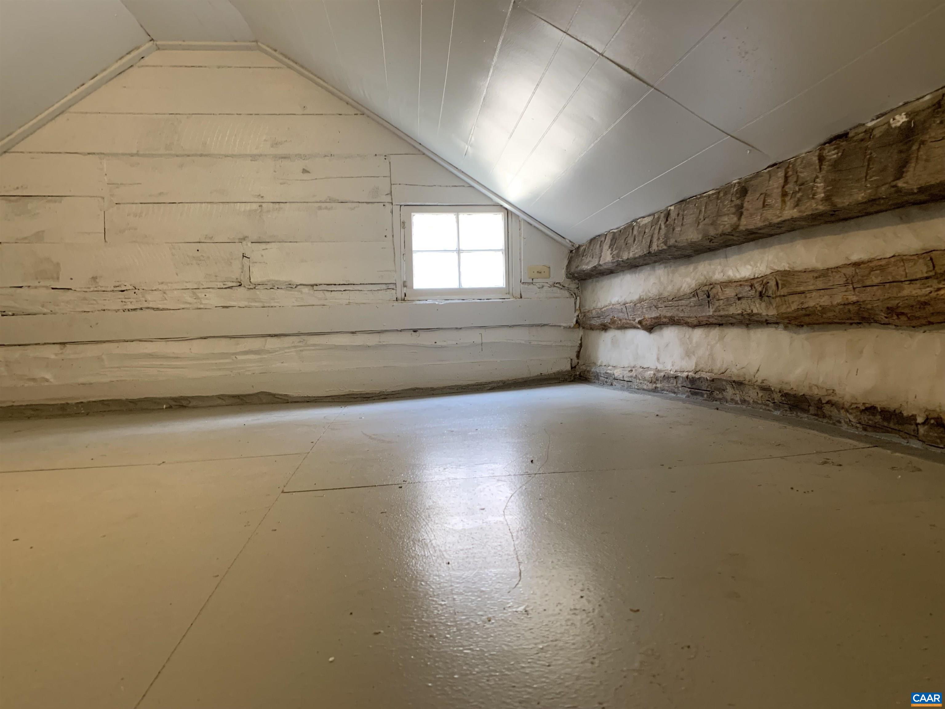 4873 Weakley Hollow Road Syria, VA 22743 - Photo 37 of 38 a view of a room with an empty space