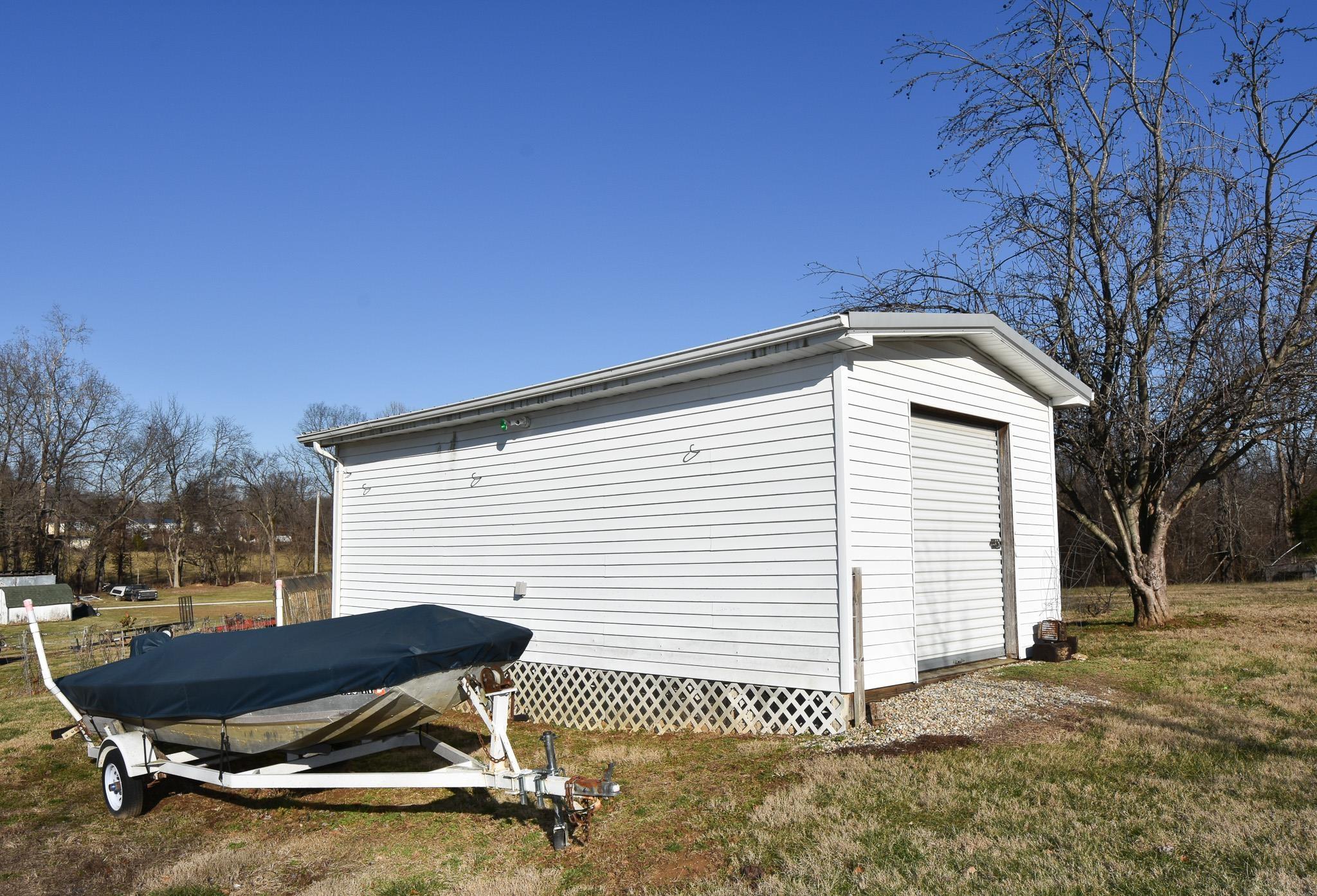 722 Sandy Hook Road Paoli, IN 47454 - Photo 32 of 36 Gallery Image 32