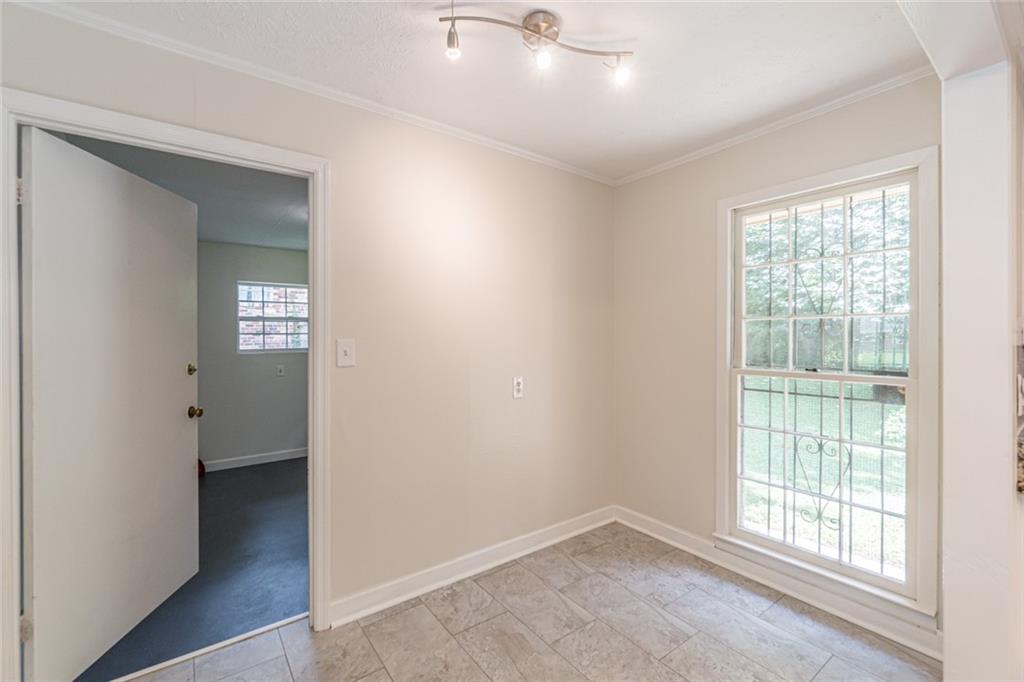 3213 Bobbie Lane Decatur, GA 30032 - Photo 10 of 30