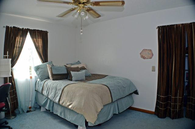 1281 West Dean Road Temperance, MI 48182 - Photo 19 of 19 20358468-18.JPG