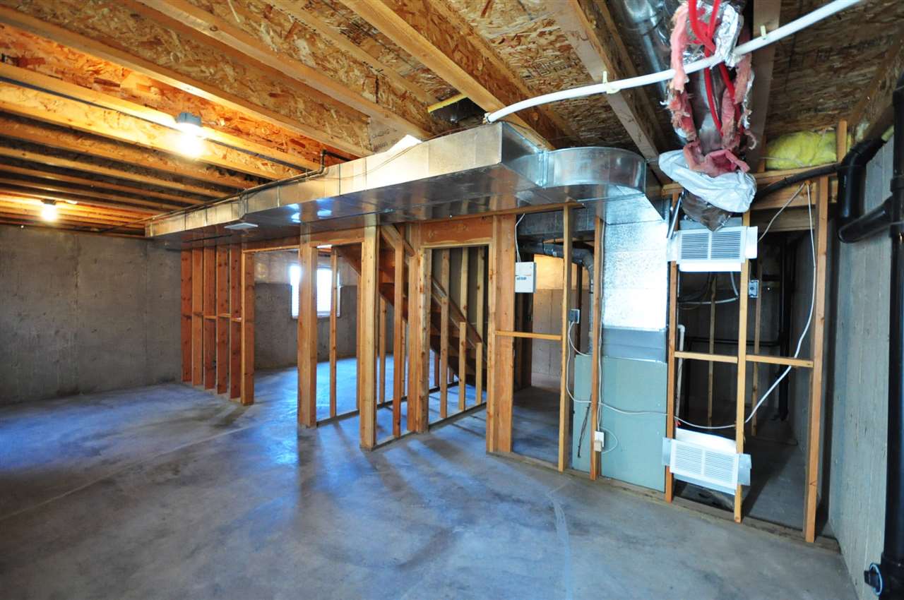 717 East Ballard Road Colbert, WA 99005 - Photo 14 of 20