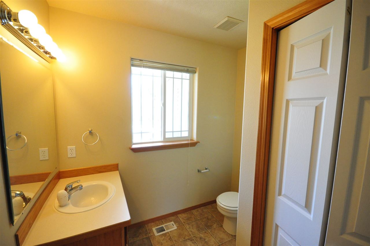 717 East Ballard Road Colbert, WA 99005 - Photo 8 of 20