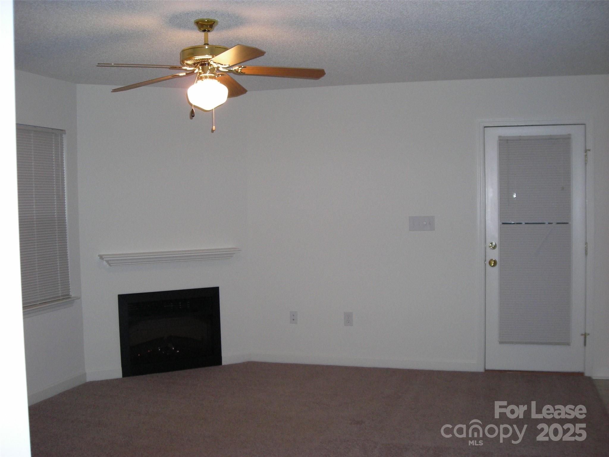 181 Clusters Circle Mooresville, NC 28117 - Photo 3 of 18