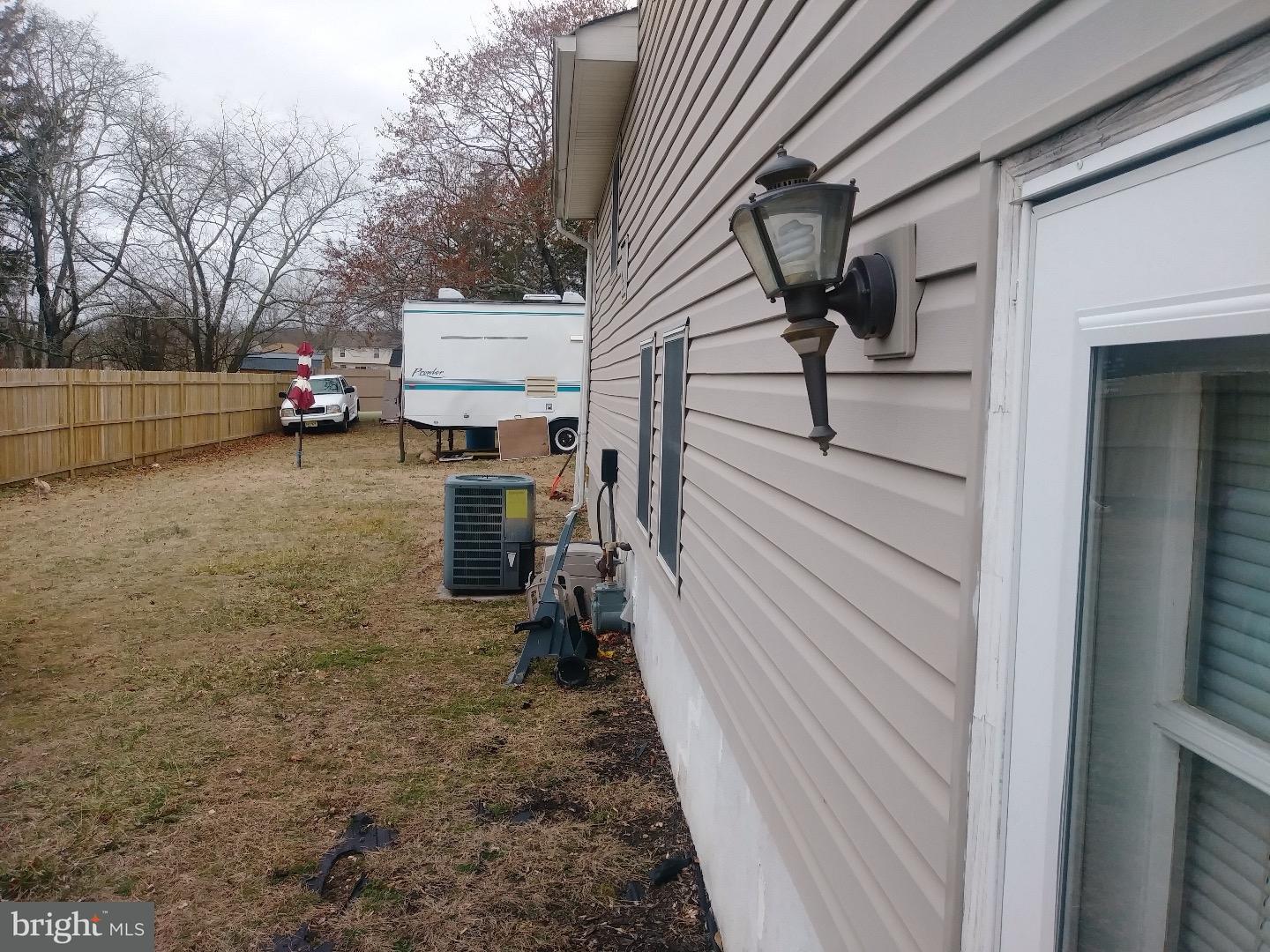 1083 West Walnut Road Vineland, NJ 08360 - Photo 2 of 24