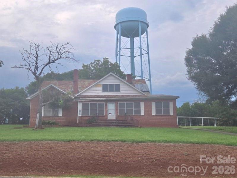 1312 Salem Road Morganton, NC 28655 - Photo 2 of 33 Gallery Image 2