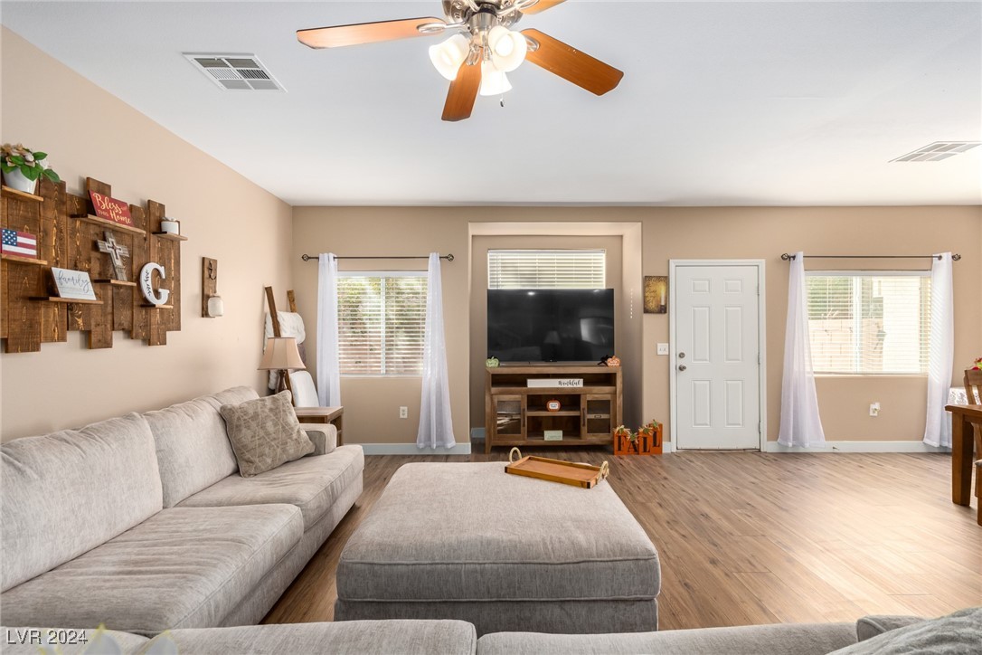 1427 Orange Jubilee Road Henderson, NV 89014 - Photo 17 of 51